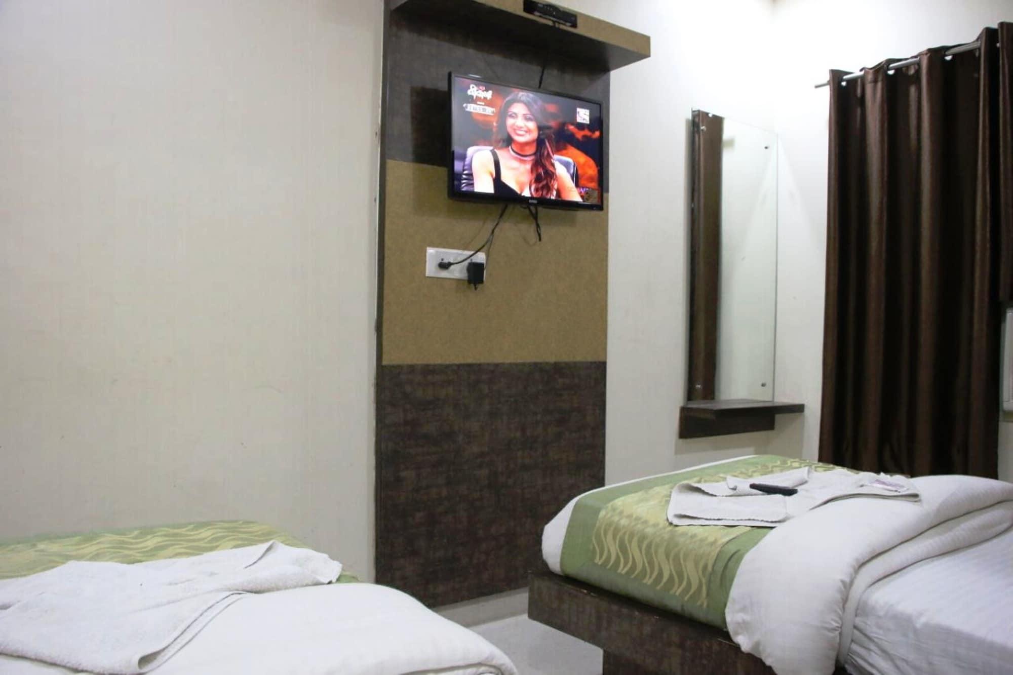 Hotel Stay House Нью-Дели Экстерьер фото